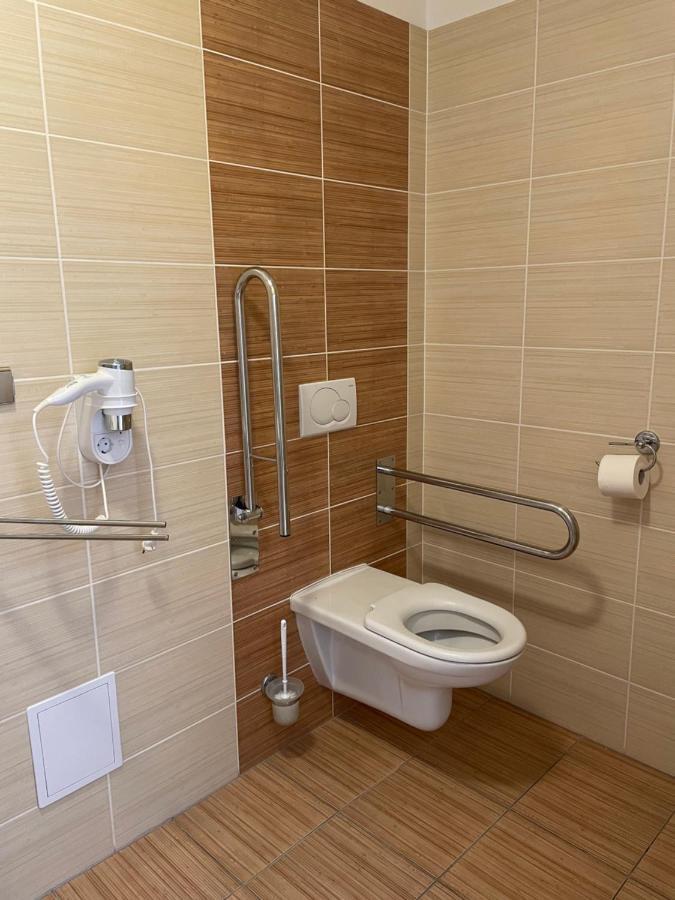 Penzion U Bohusa Lednice Exteriör bild